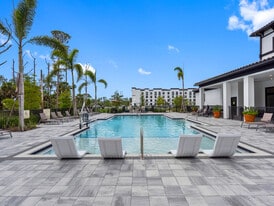 Ekos Arbor Park in North Port, FL - Building Photo
