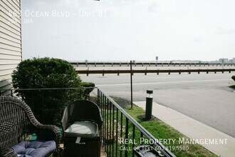 463 Ocean Blvd in Hampton, NH - Building Photo - Building Photo