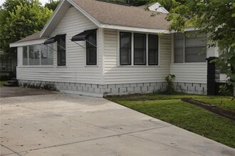 2567 15th Ave N in St. Petersburg, FL - Building Photo - Building Photo