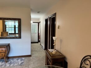 4 Santa Ln in New Milford, CT - Building Photo - Building Photo