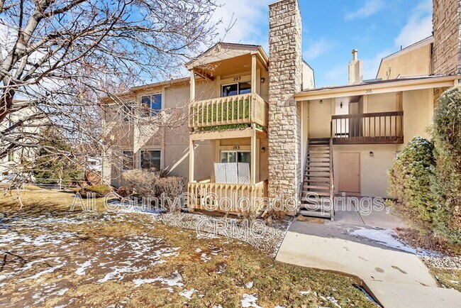 property at 916 Tenderfoot Hill Rd