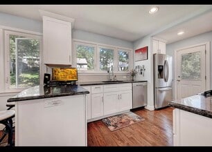 4 Undercliff Terrace in West Orange, NJ - Building Photo - Building Photo