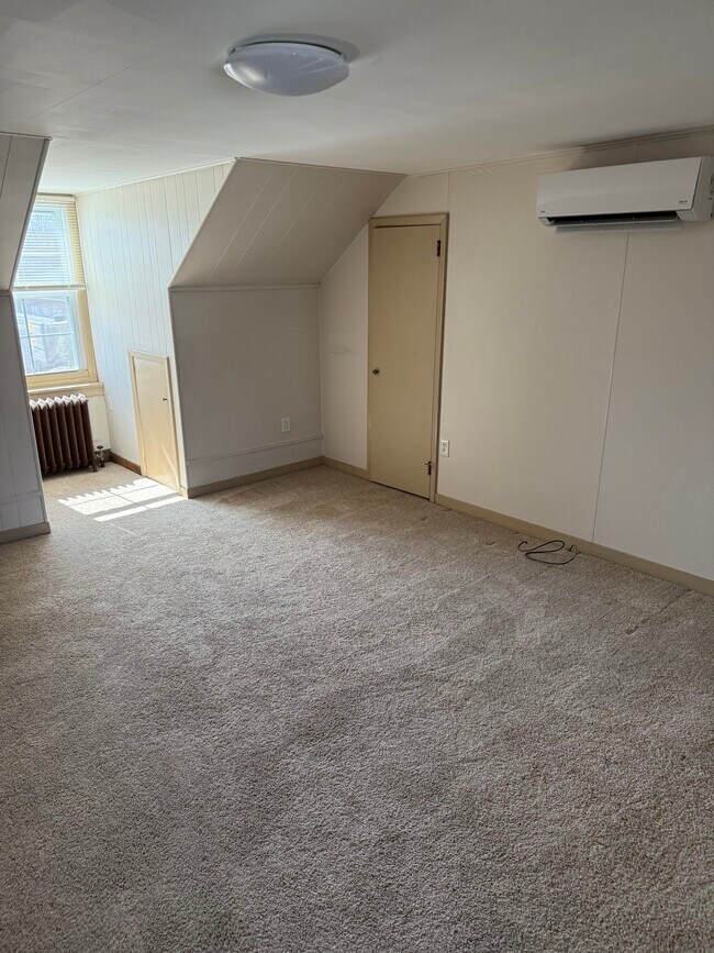 49 E High St, Unit 49 High in Pottstown, PA - Foto de edificio - Building Photo