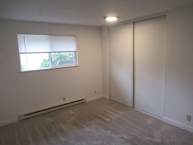 370 Missouri Ave S in Salem, OR - Building Photo - Building Photo