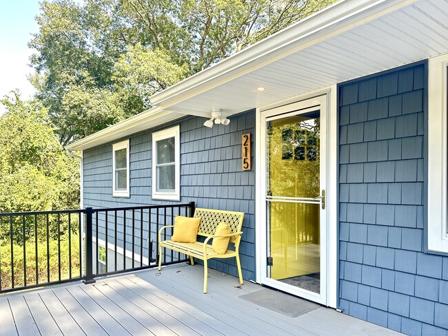 property at 215 Yetter Rd