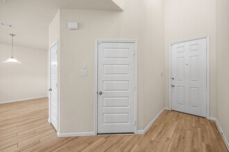 5617 Evanston Ln in Pasadena, TX - Building Photo - Building Photo