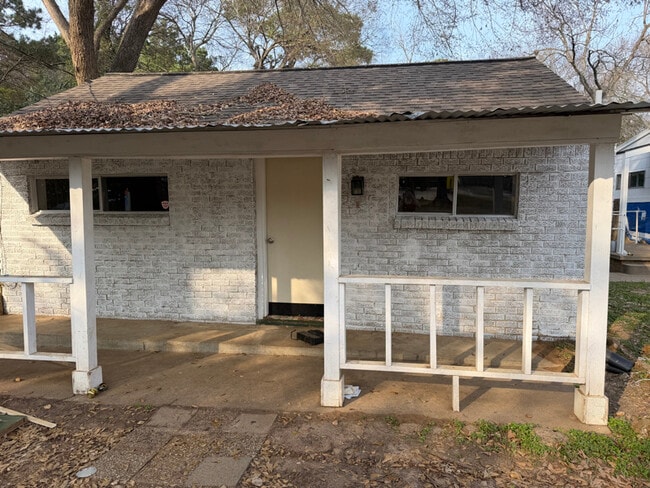 property at 1715 E Main St