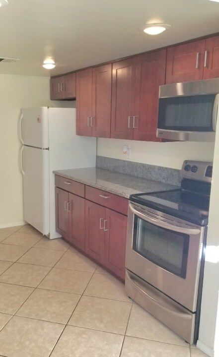 1020 E Barnard St in Blythe, CA - Building Photo