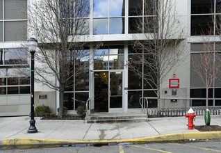 Metro Stop in Hoboken, NJ - Building Photo - Building Photo