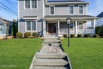102 4th Ave in Sea Girt, NJ - Building Photo - Building Photo