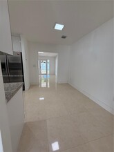 7140 SW 4th St in Miami, FL - Building Photo - Building Photo