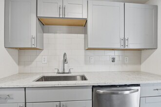 16432 E 13th Pl in Aurora, CO - Building Photo - Building Photo