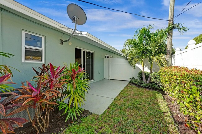 224 SE 4th Ave in Delray Beach, FL - Building Photo - Building Photo