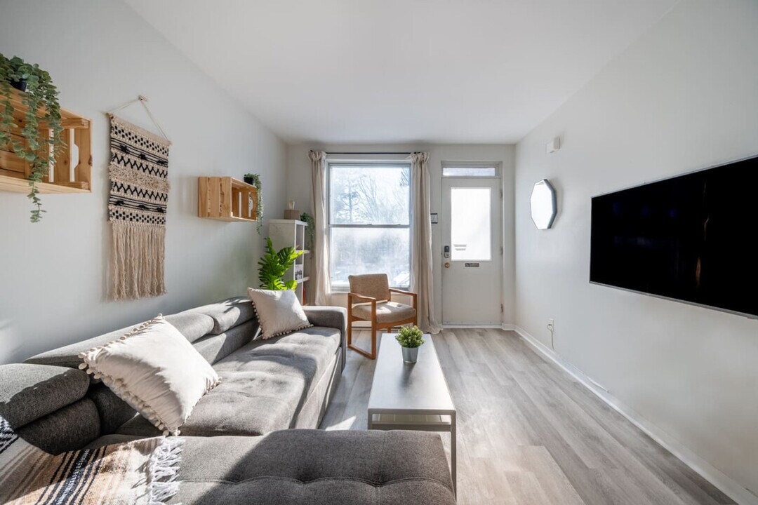 1849 Rue Saint-Germain in Montréal, QC - Building Photo