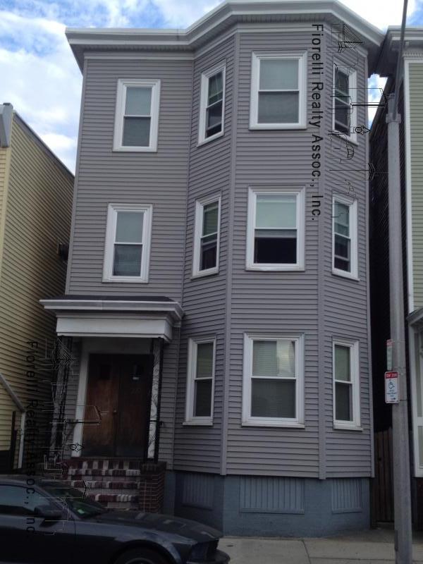 227 Maverick St, Unit 2