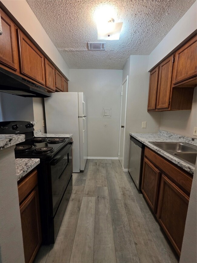 property at 2501 Gulf Fwy