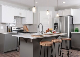 Essential Aurora in Edmonton, AB - Building Photo - Building Photo