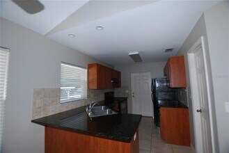 312 E Hibiscus Dr in Lakeland, FL - Building Photo - Building Photo