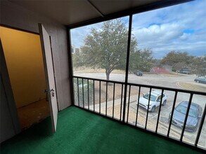 11480 Audelia Rd in Dallas, TX - Foto de edificio - Building Photo