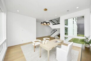 2232 Swift Blvd in Houston, TX - Building Photo