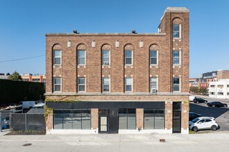 Pike St. Rentals LLC in Pontiac, MI - Foto de edificio - Building Photo