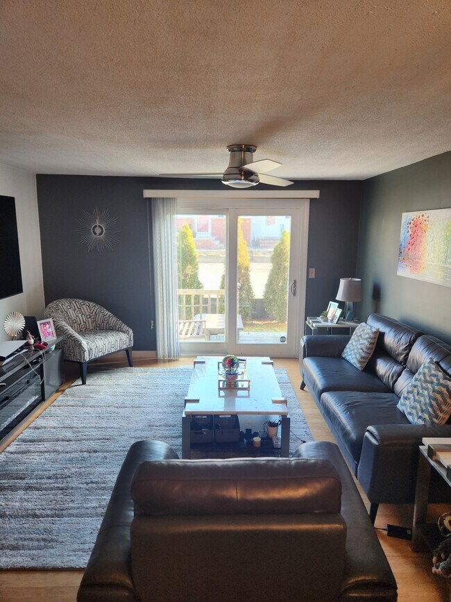 39 Dale Ave Rentals in Johnston, RI