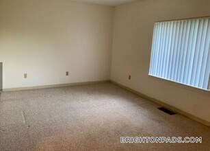 154 N Beacon St in Boston, MA - Building Photo - Building Photo