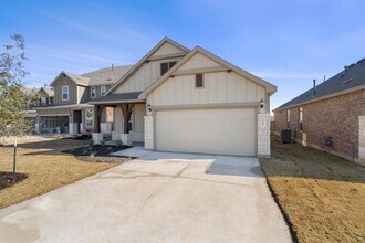 258 Sweetleaf Dr in Mustang Ridge, TX - Building Photo - Building Photo