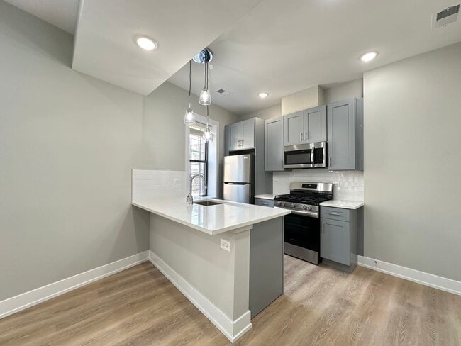 437 W Belden in Chicago, IL - Building Photo - Building Photo