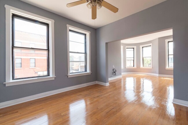 3652 S Wallace St in Chicago, IL - Building Photo - Building Photo