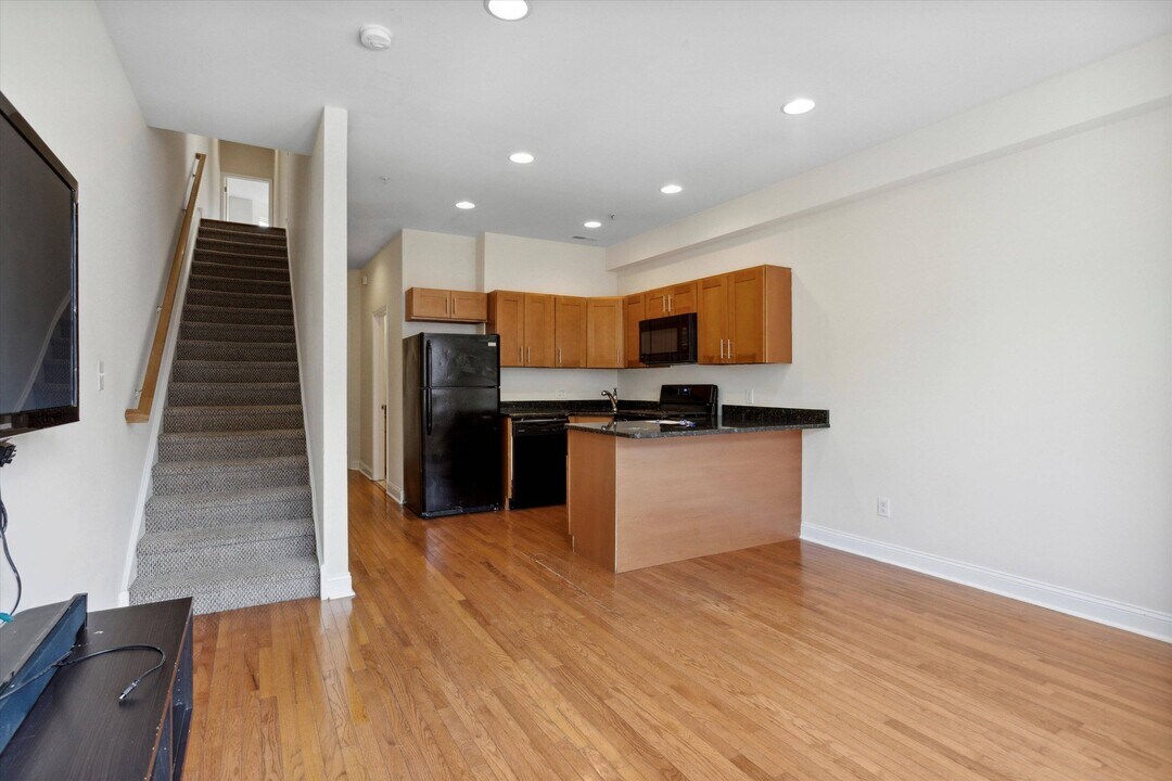 1929 N 18th St in Philadelphia, PA - Building Photo