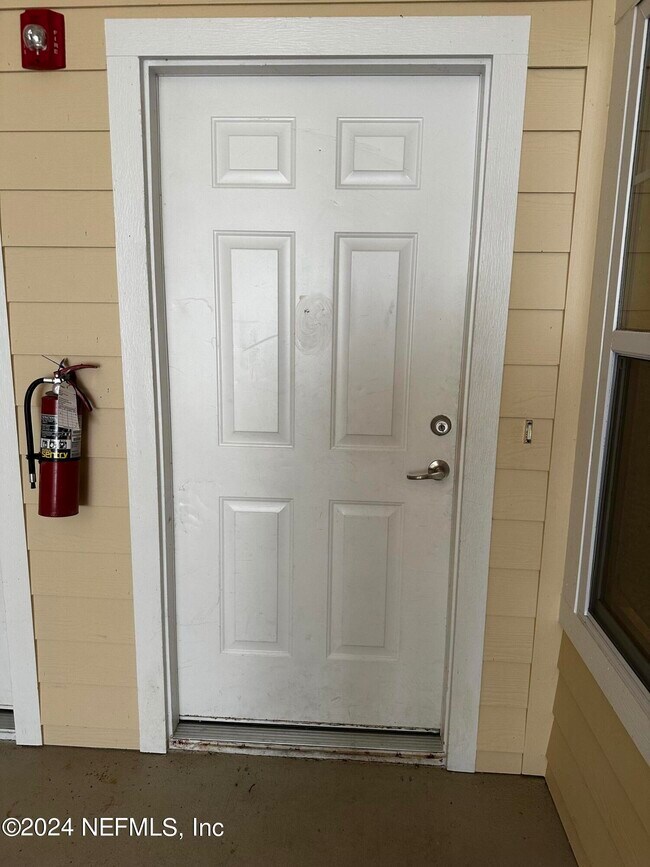 4991 Key Lime Dr in Jacksonville, FL - Foto de edificio - Building Photo