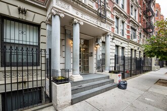 116-118 W 112th St in New York, NY - Building Photo - Building Photo
