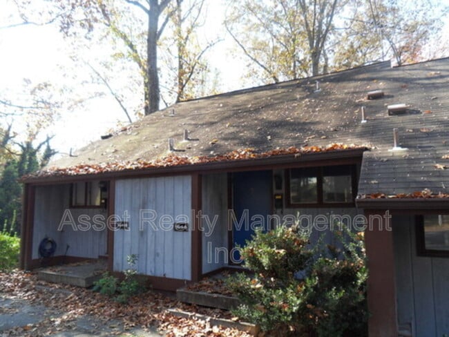 property at 102 Walnut Ln