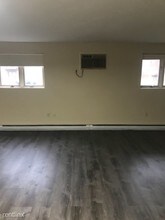 310 Thompson Rd in Webster, MA - Building Photo - Building Photo