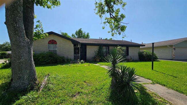 property at 8103 Royalwood Dr