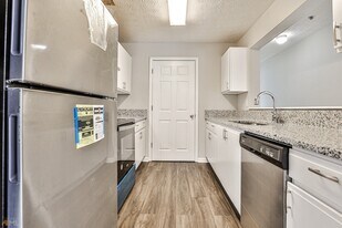 18202 Waldrop Cv, Unit 18202