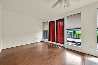 3240 Poe Dr in Montgomery, TX - Building Photo - Building Photo