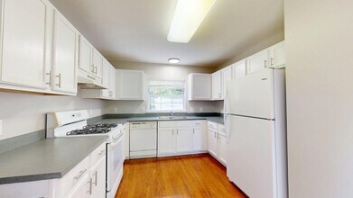 3120 Promenade Cir in Ann Arbor, MI - Building Photo - Building Photo