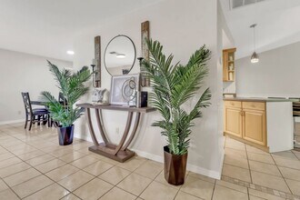 4800 SW 12th Pl in Cape Coral, FL - Building Photo - Building Photo