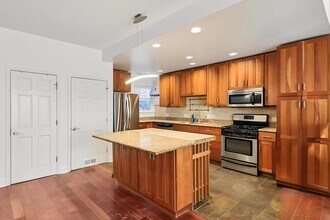 7622 N Greenview Ave in Chicago, IL - Building Photo - Building Photo