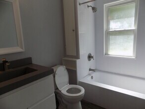 3565 Crooks Rd in Troy, MI - Building Photo - Building Photo