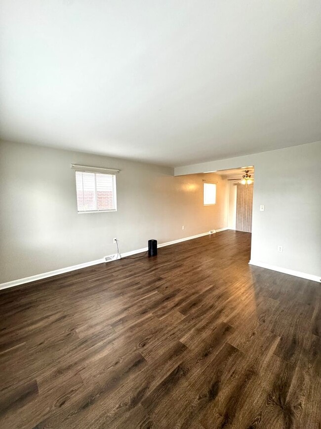 9570 Shenandoah Dr in New Market, VA - Building Photo - Building Photo