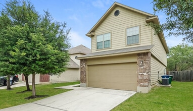 8938 Ashley Wilkes in San Antonio, TX - Foto de edificio - Building Photo