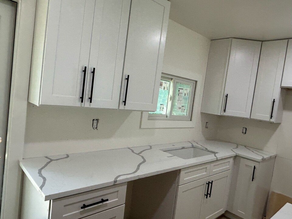 2625 Santa Barbara Dr NW in Atlanta, GA - Building Photo