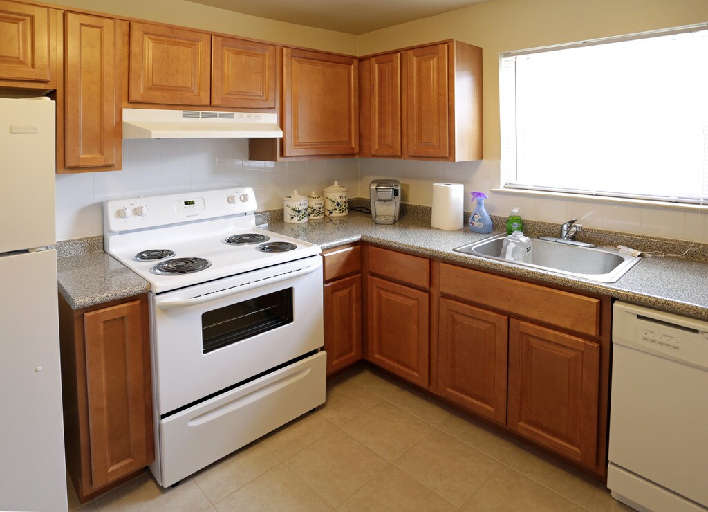 Kings Village Apartments in Budd Lake, NJ