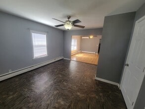 114 S Cedar St in Washington, IL - Building Photo - Building Photo