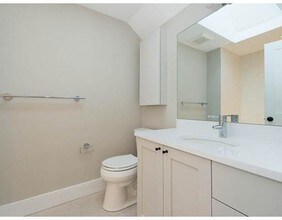 23 Grant St in Cambridge, MA - Foto de edificio - Building Photo