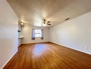 623 Bentwood Dr in Lewisville, TX - Building Photo - Building Photo