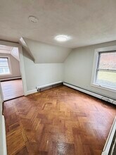 166 Olive Ave in Malden, MA - Building Photo - Building Photo